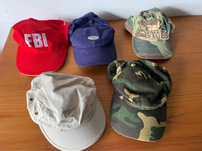 Lot de 5 casquettes garçon (223)