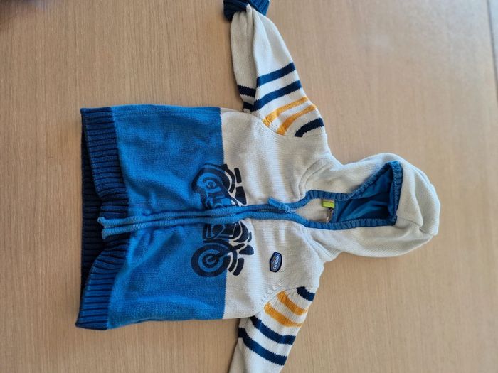 Pull et gilet - photo numéro 6