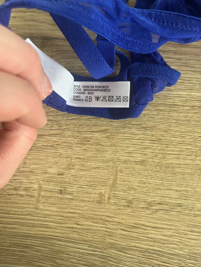 Soutient gorge - photo numéro 4