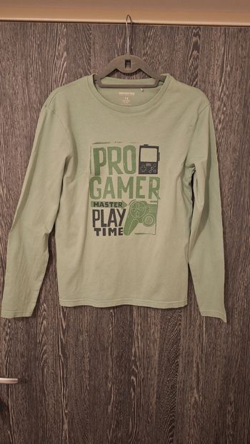Tee-shirt manches longues vert clair imprimé gamer