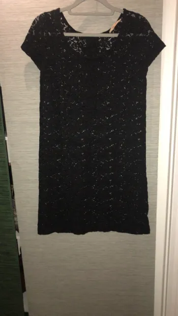Robe noire dentelle Bel air