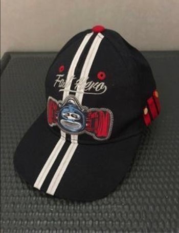 garçon casquette 2-3 ans 50 cm excellent état bleu rouge voiture
