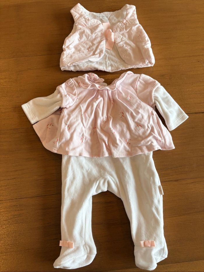 Lot bébé fille 1 mois - photo numéro 3