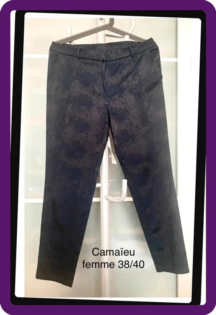Très beau pantalon femme bleu nuit satiné camaïeu  T/40