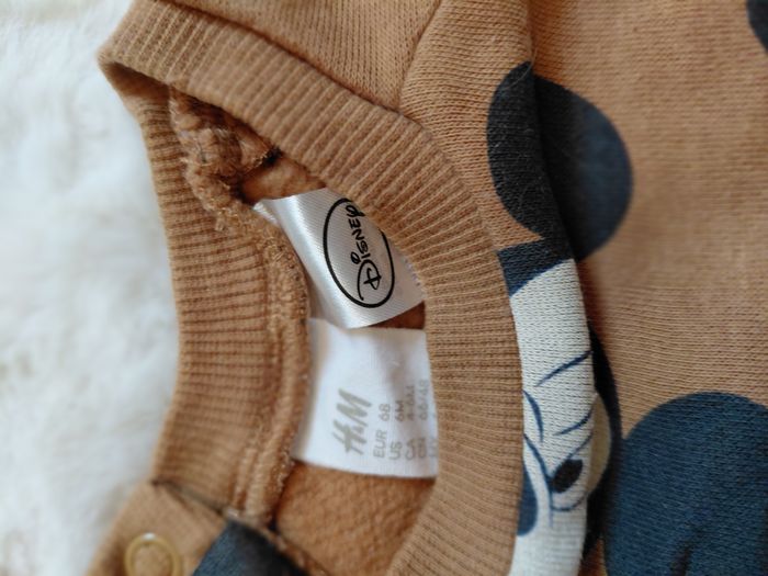Pull H&M x Disney 6 mois - photo numéro 3