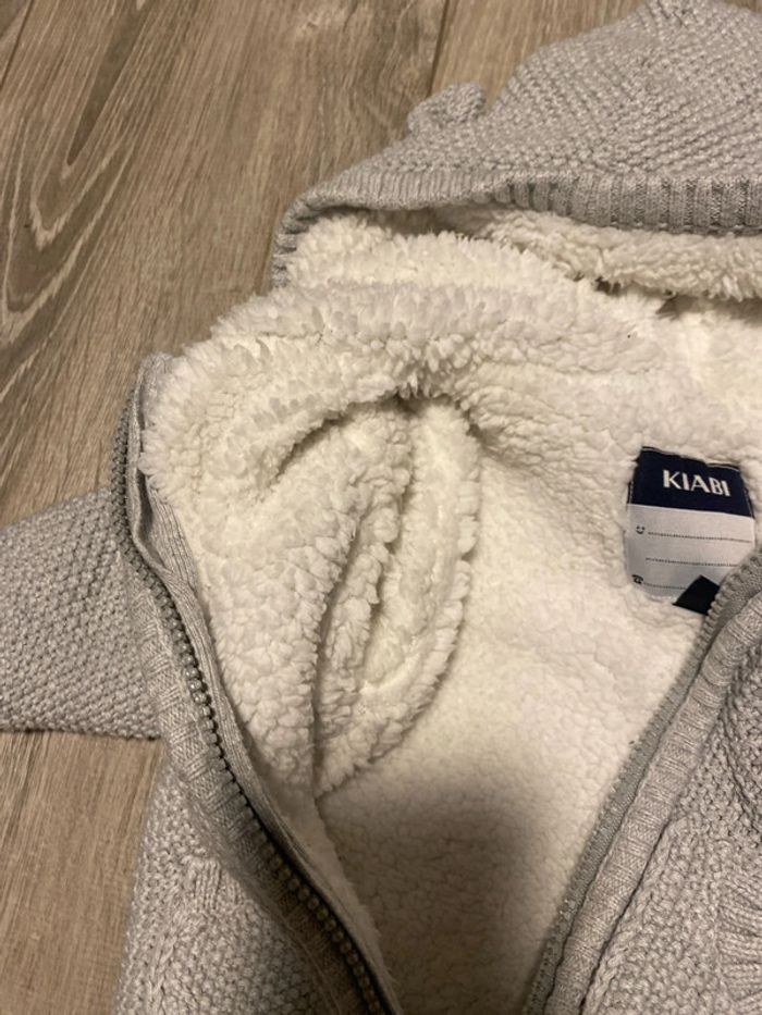 Gilet tricot gris Kiabi doublé 9 mois - photo numéro 3