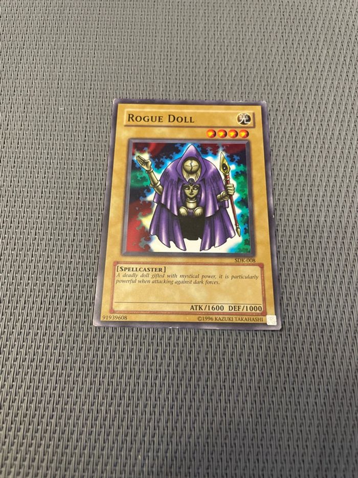 carte Yu-Gi-Oh Seven Tools of the Bandit SDP-045