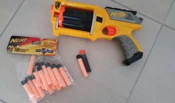Pistolet Nerf