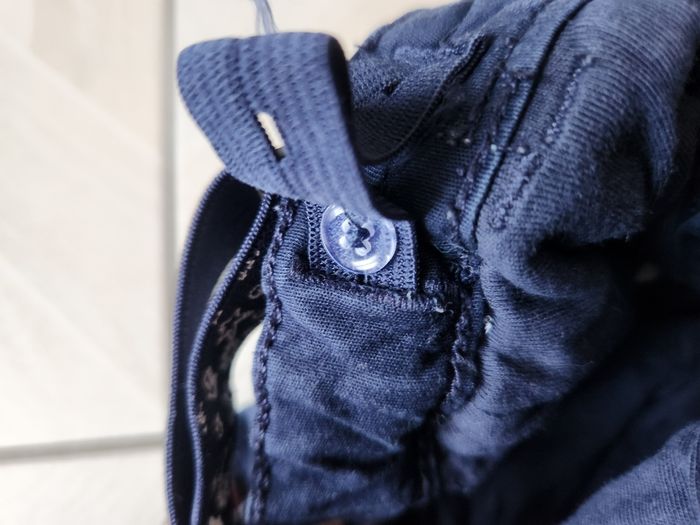 Pantalon jeans bleu marine avec bretelles - photo numéro 4