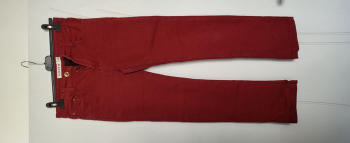 pantalon rouge bordeaux