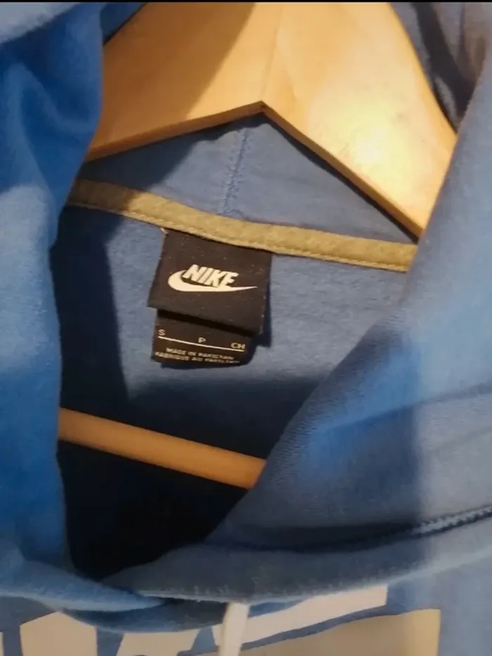 Pull à capuche Nike S - photo numéro 2