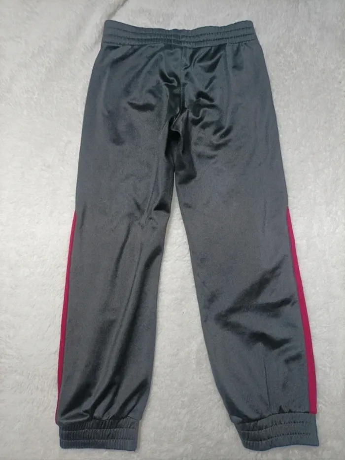 Jogging Adidas taille 8 ans 🩵 - photo numéro 2
