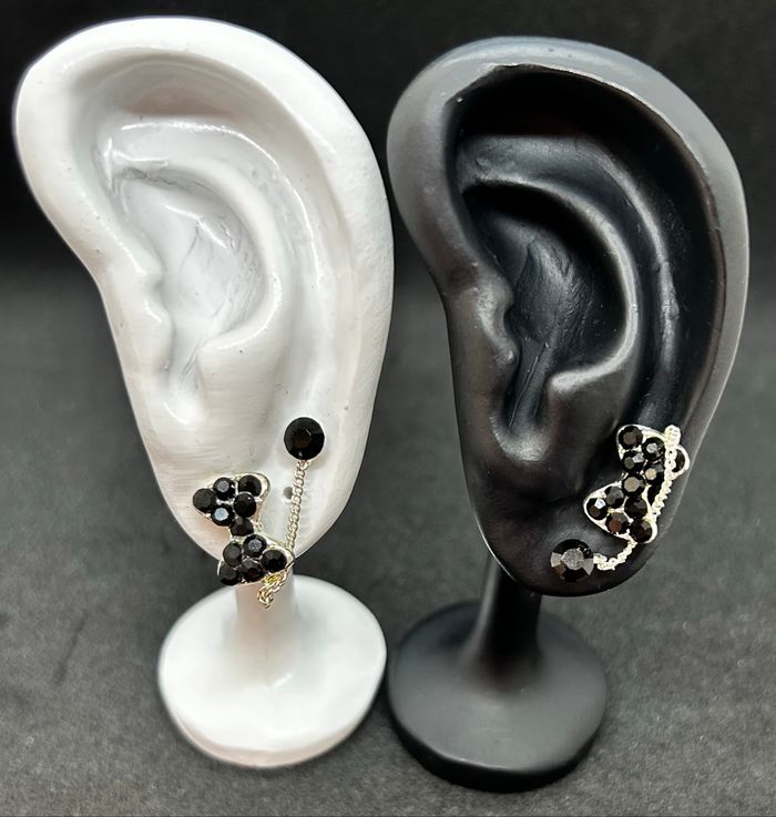 Boucle d’oreille neuneu
