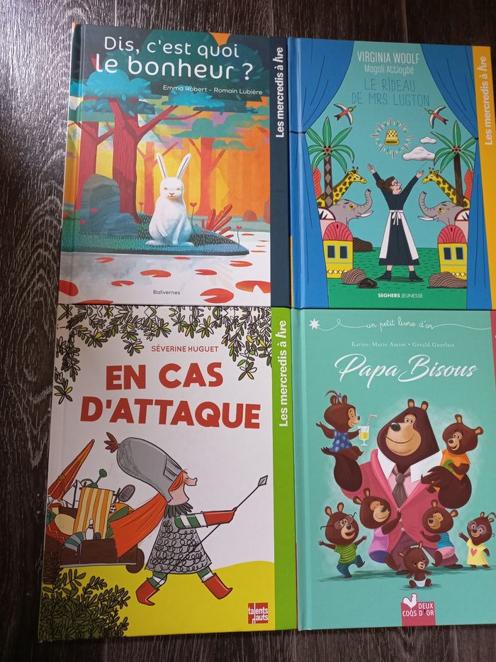 Lot 4 livres les mercredi à lire enfant