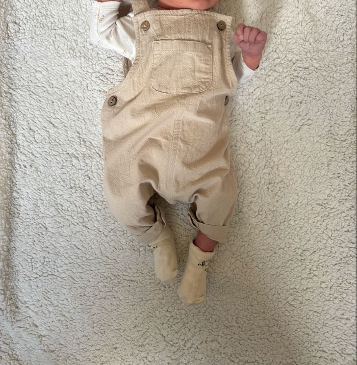 Salopette 1 mois - photo numéro 2