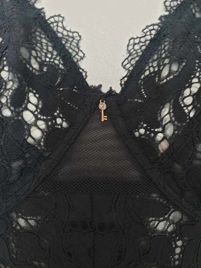 Guêpière sexy noire Taille 95/F - photo numéro 3