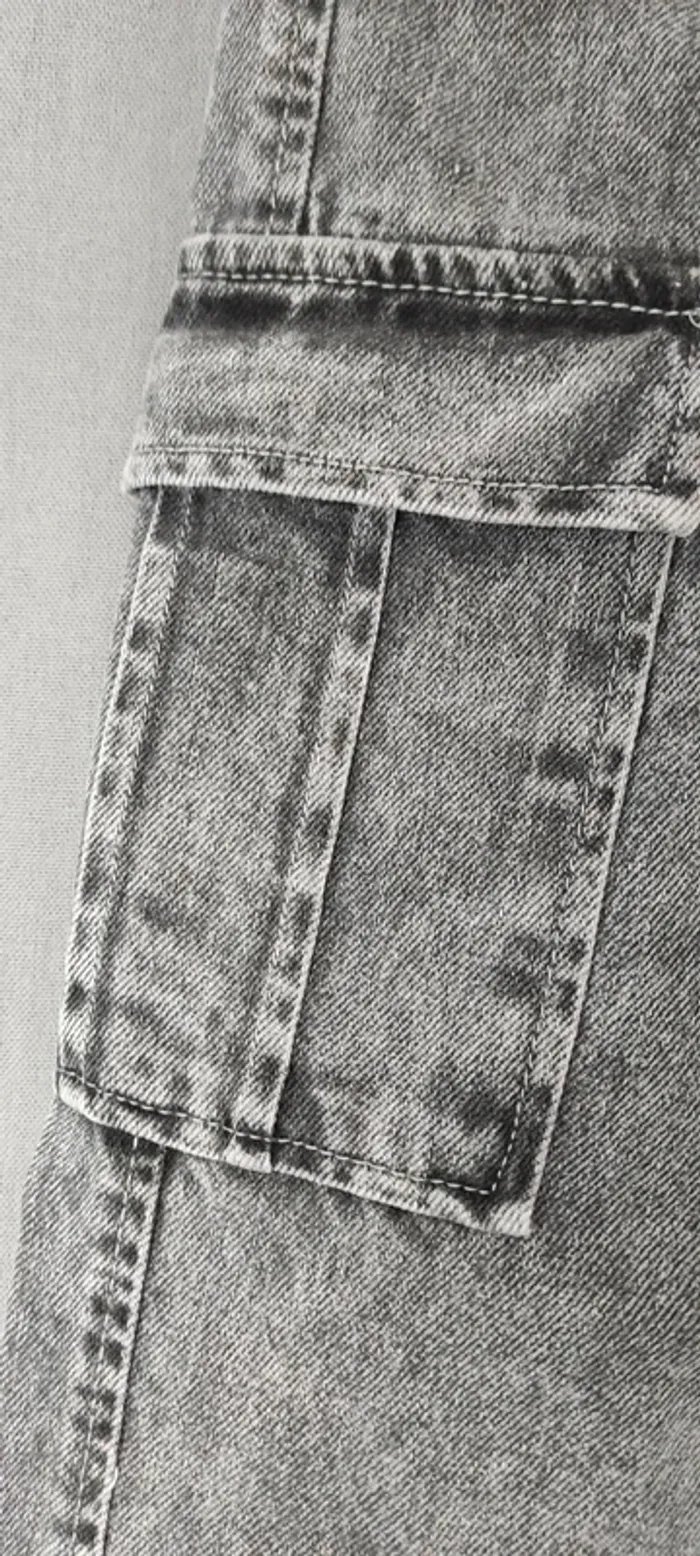 Magnifique jean cargo straight - photo numéro 2