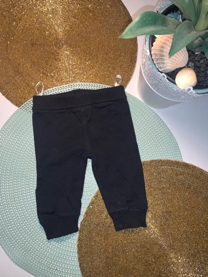 Legging noir zeeman 1 mois excellent état