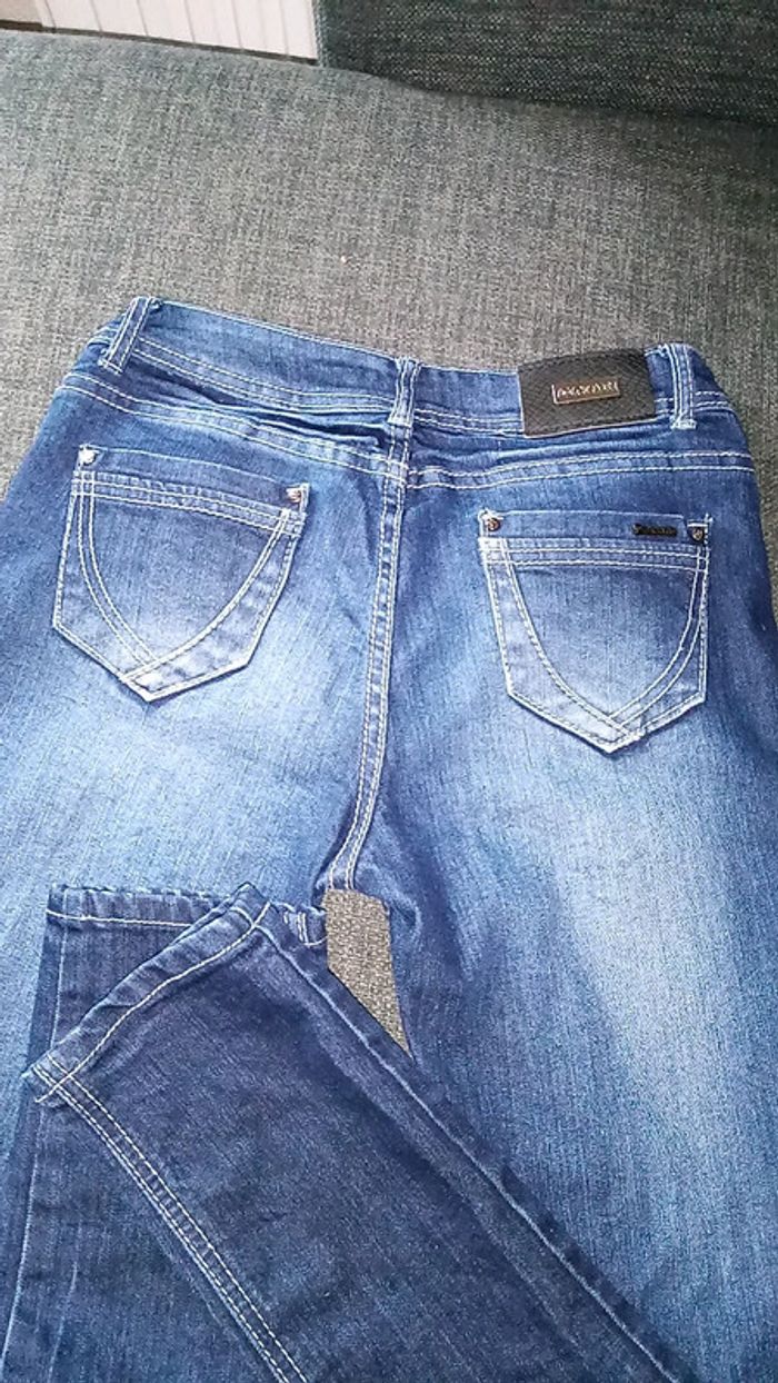 Jean's femme taille 36 - photo numéro 4