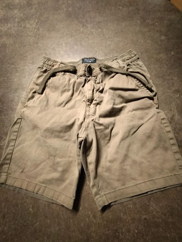 Lot de 3 bermudas en 16 ans - photo numéro 11