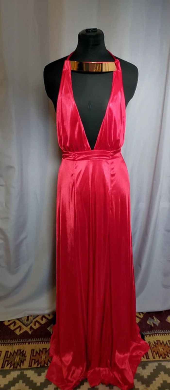 Robe longue rouge satinée – Nazz Couture – Taille 10 (38) - photo numéro 10