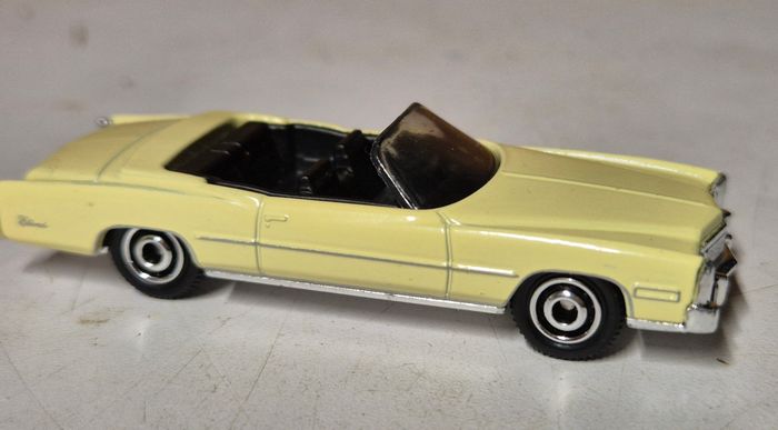 Matchbox 1975 cadillac eldorado voiture miniature métal - photo numéro 3