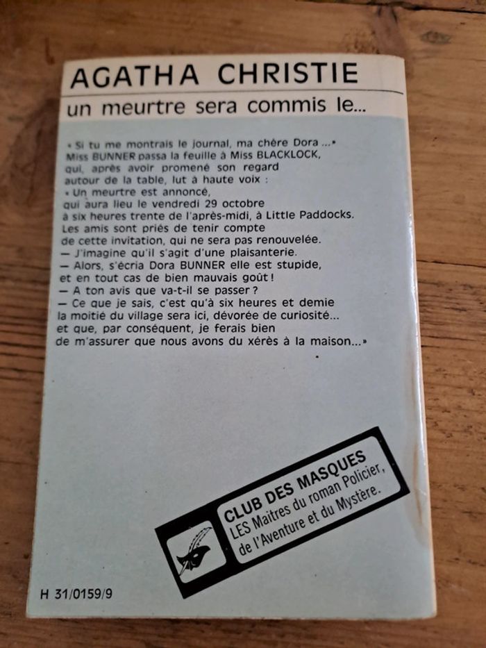 Livre Un Meurtre Sera commis le, Agatha Christie - photo numéro 2