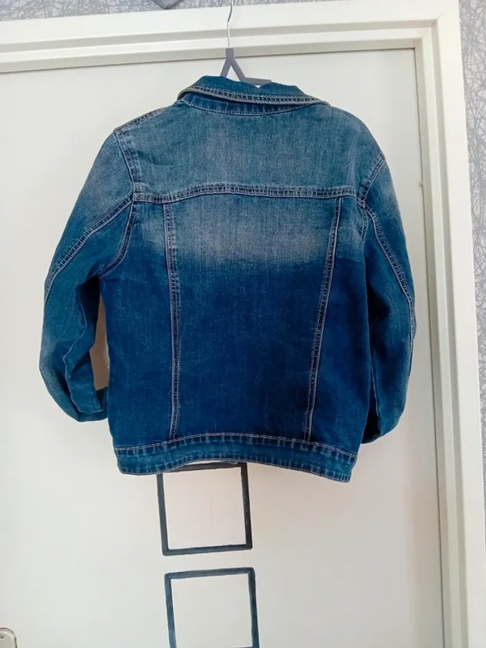 Veste en jeans effet usé taille L/40. - photo numéro 4