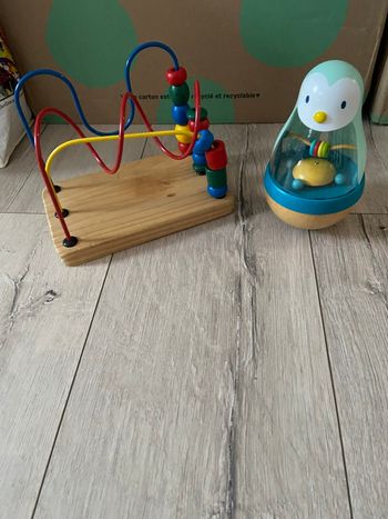 Lot de jouets en bois