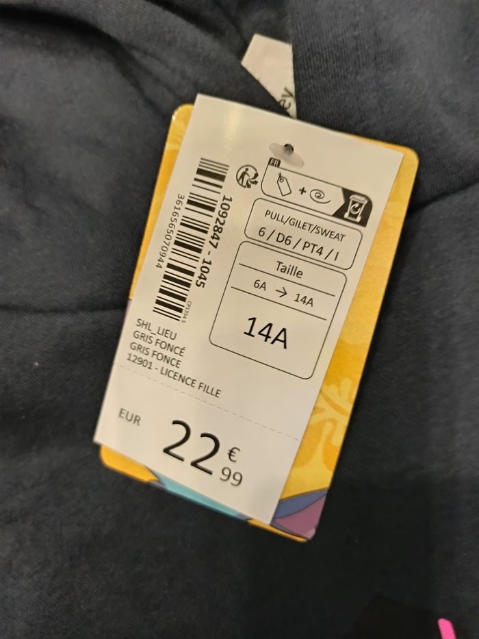 Pull stich 14ans neuf - photo numéro 2