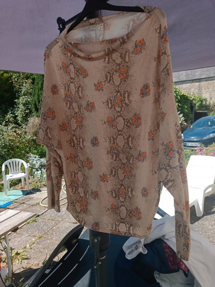 T-shirt femme - photo numéro 2