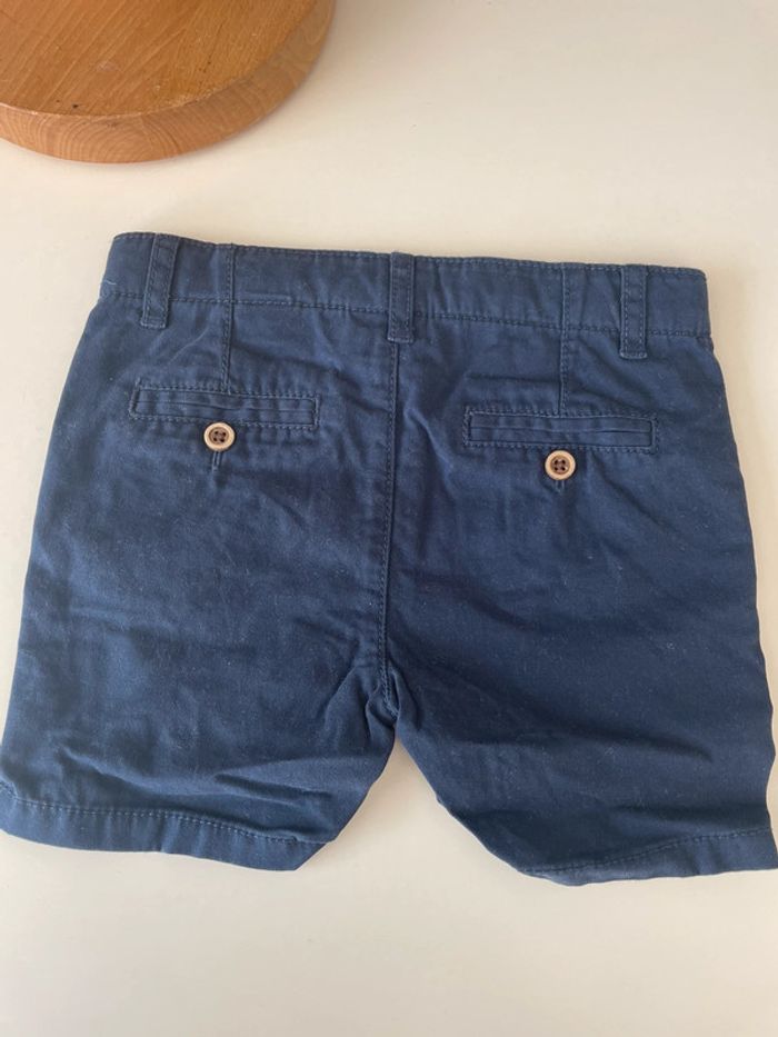 Short marine Zara bébé - photo numéro 2