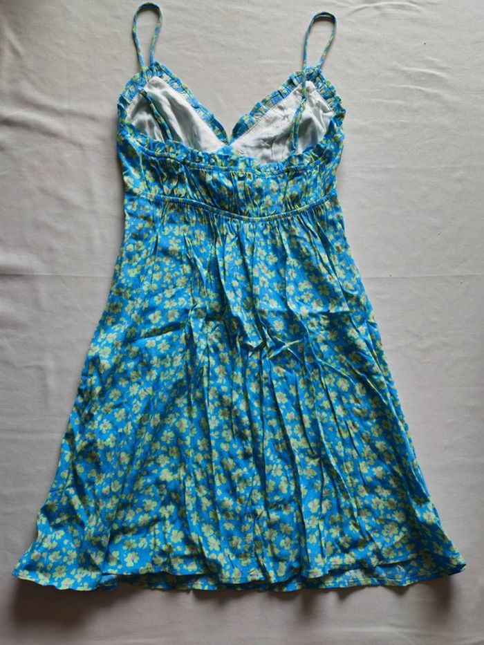 Robe bleue fleurie, taille S , Bershka - photo numéro 5