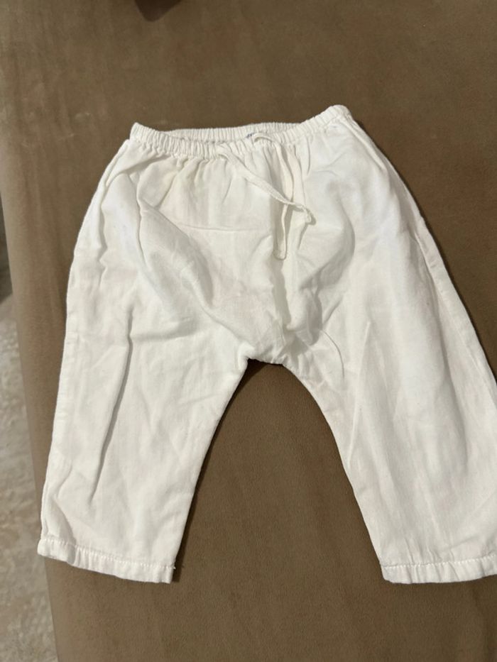 Magnifique pantalon blanc boutchou 6 mois