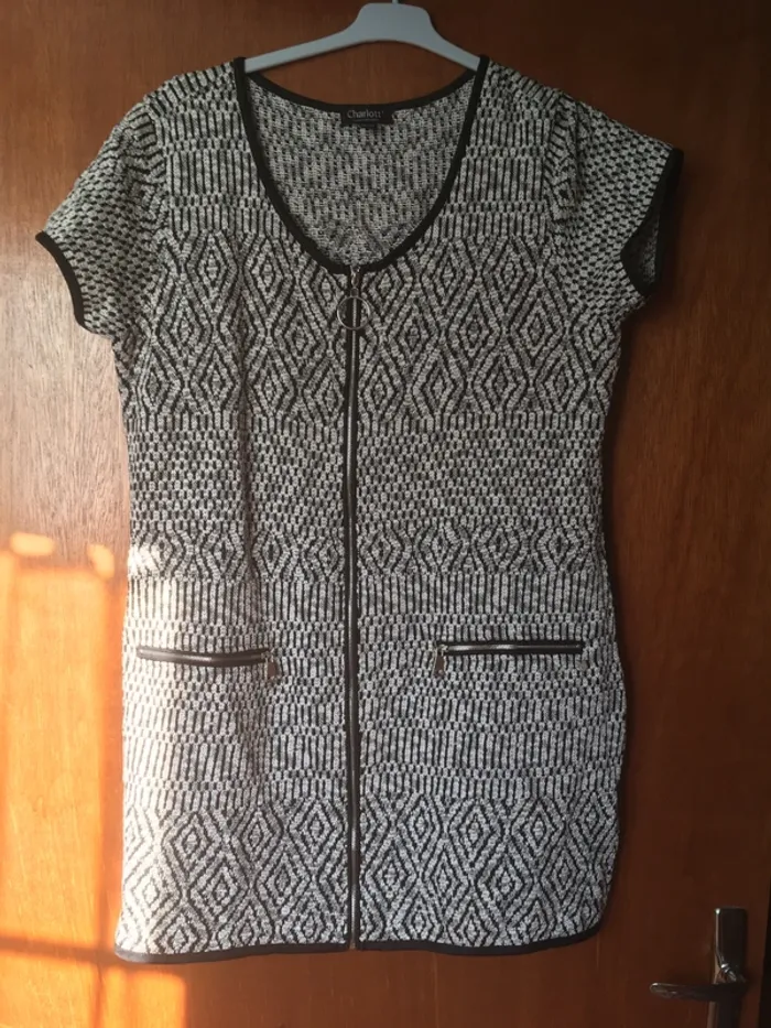 Robe / veste  manche courte @ - photo numéro 4