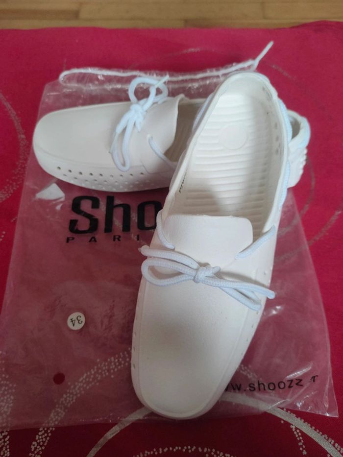 Chaussures neuves pointure 34 - photo numéro 3
