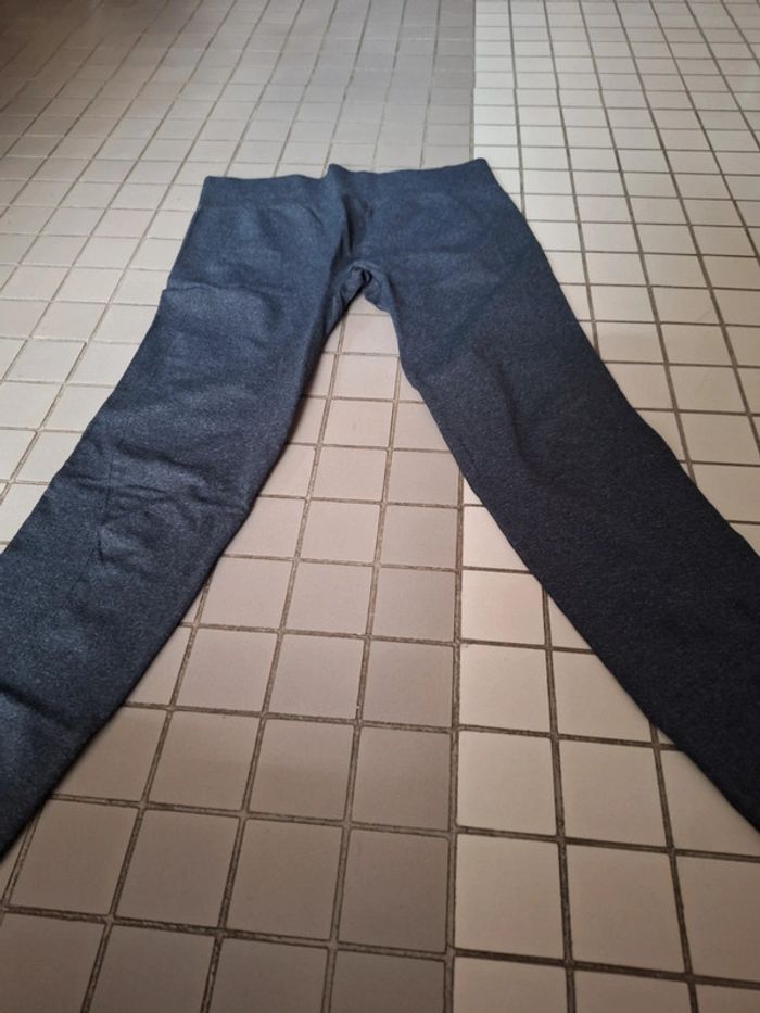 Lot de 3 vêtements confort pour la maison ou le sport - photo numéro 12