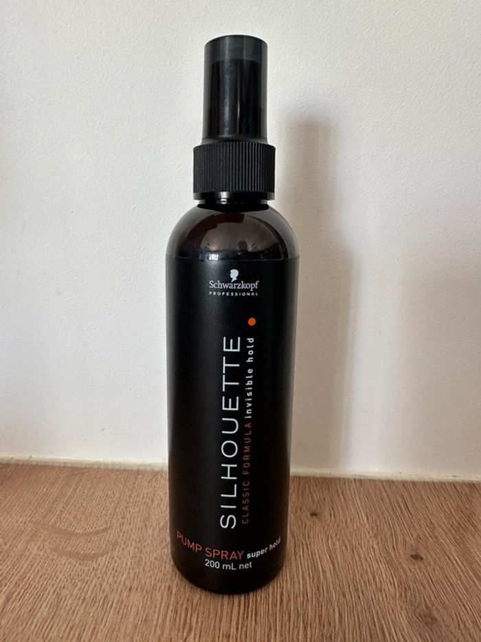 Spray coiffant silhouette
