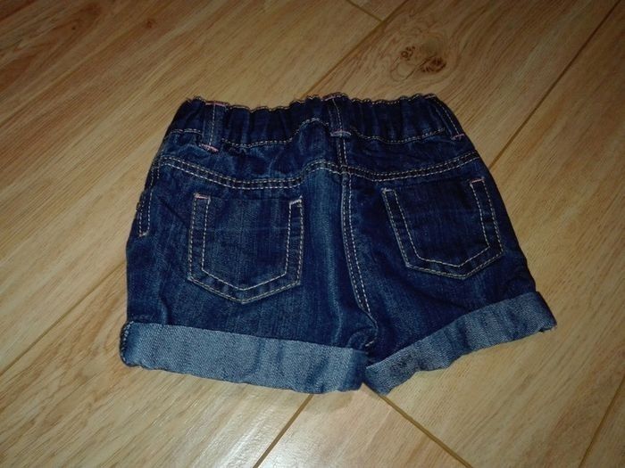 Short en jean 6 mois - photo numéro 2