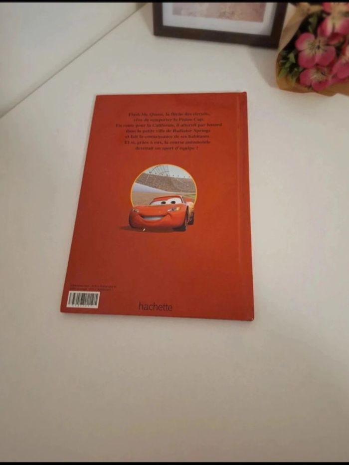 Livre Disney cars très bon état - photo numéro 4