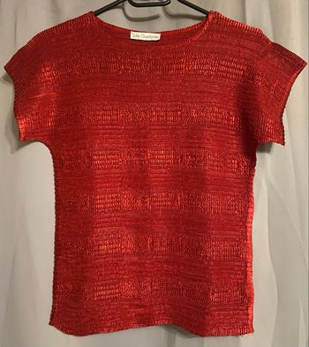 Tee-shirt gaufré »Julie Guerlande »rouge