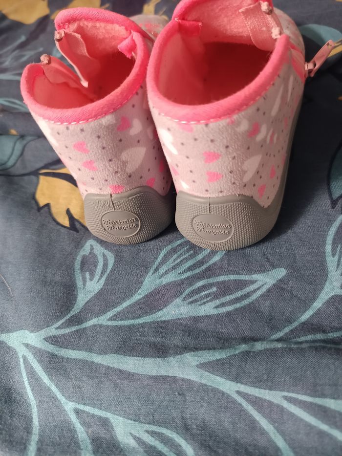 Chausson fille taille 25 - photo numéro 4