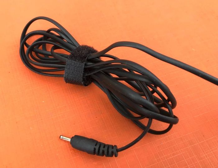 Chargeur Nokia Modèle : AC - 4E - photo numéro 4