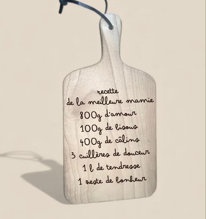 Planche à saucisson personnalisée gravée au laser - photo numéro 4