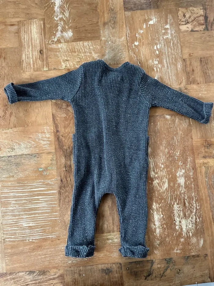 Combinaison bébé mangé 3/6 mois - photo numéro 3