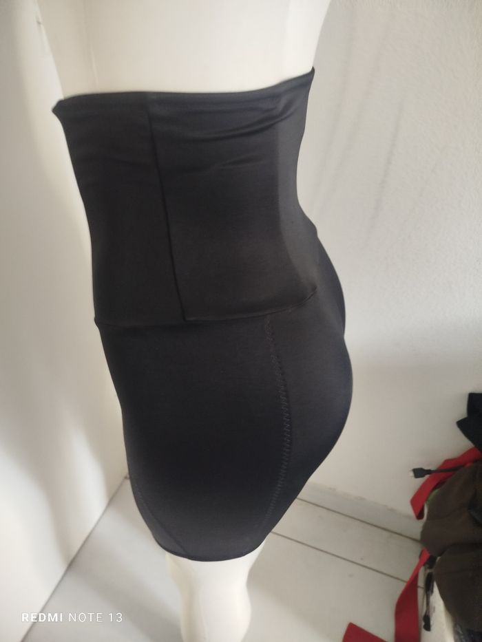 #kytie38femme. Corsaire gaine taille 38/40 - photo numéro 4