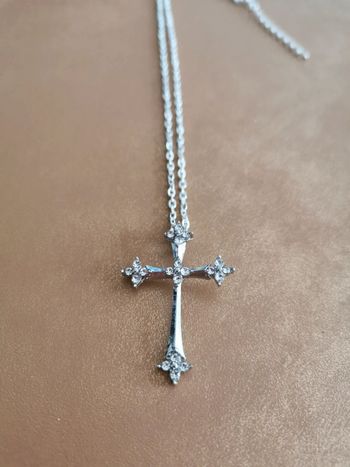 Collier et pendentif spirituel croix chrétienne