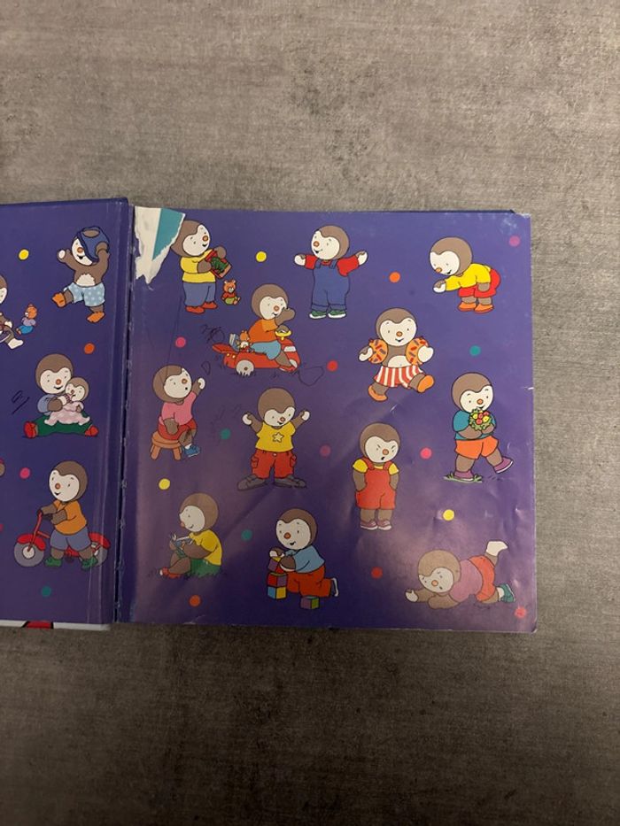 Livre les cinq histoires de T’choupi - photo numéro 2