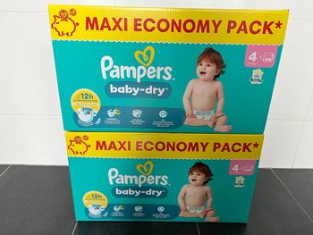 2 Maxi packs couches Pampers neuves