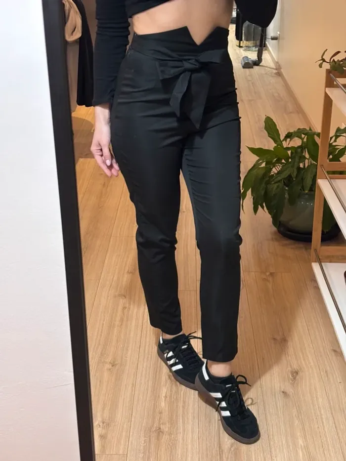 Pantalon noir taille haute - photo numéro 2